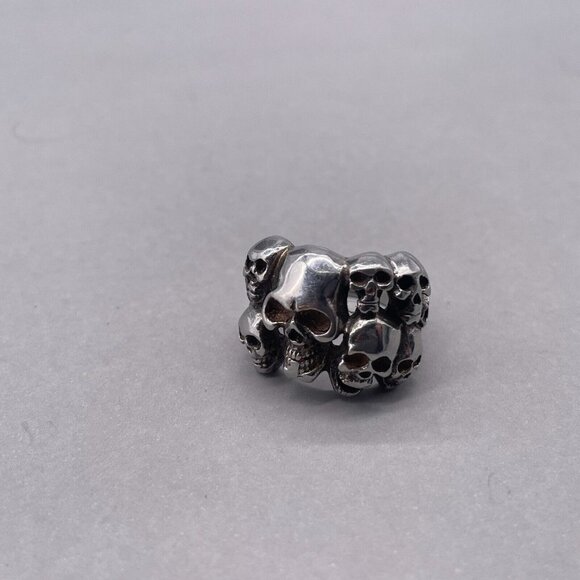 Skull Cluster Ring Silver Tone Size 8.5 - Picture 4 of 9